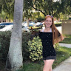 Meet your Posher, Alyssa